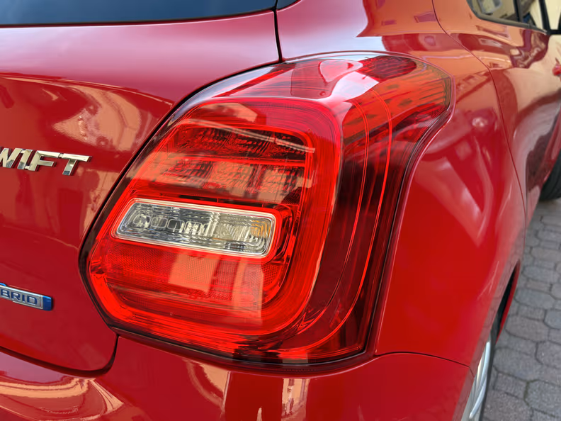 Suzuki Swift - 12