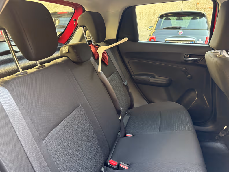 Suzuki Swift - 31