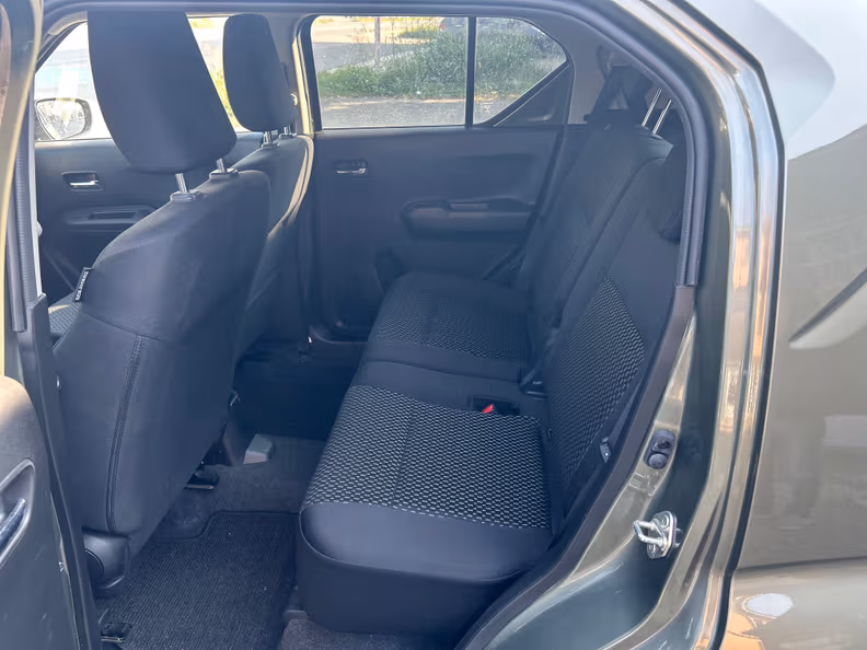 Suzuki Ignis - 27