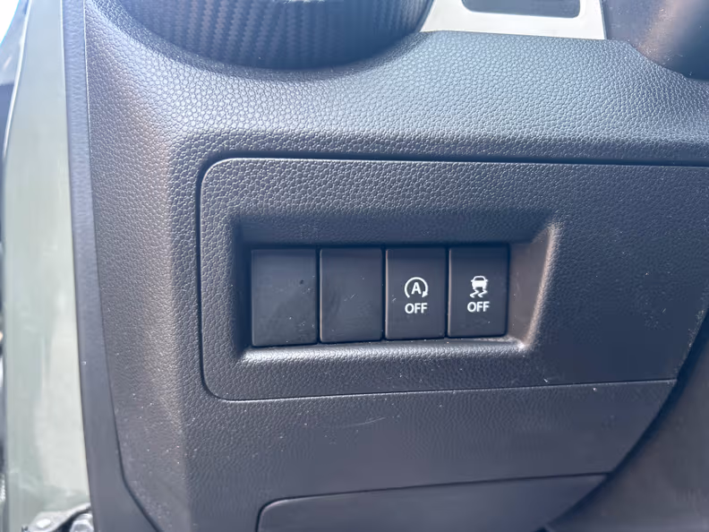 Suzuki Ignis - 22