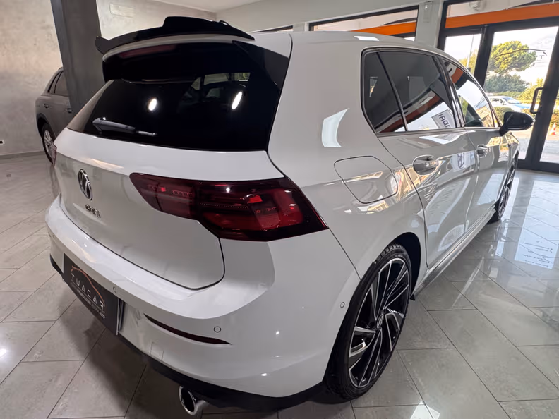 Volkswagen Golf - 4
