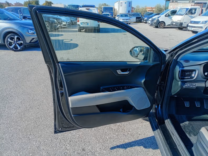 Kia Stonic - 14