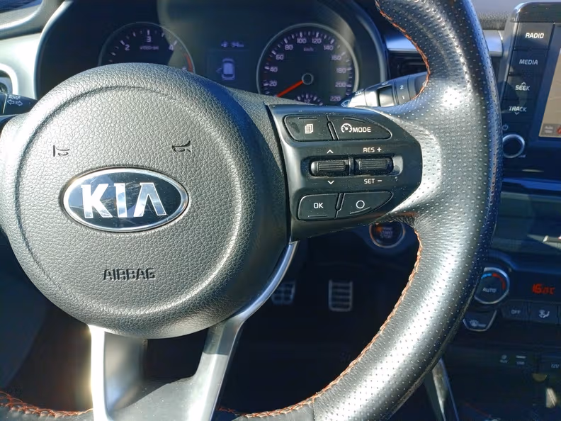 Kia Stonic - 22
