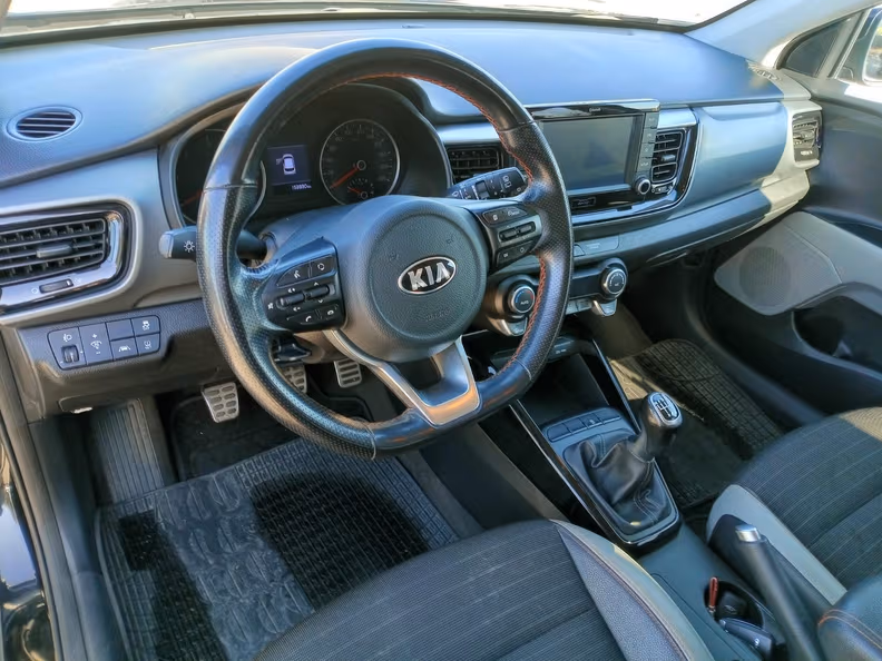 Kia Stonic - 3