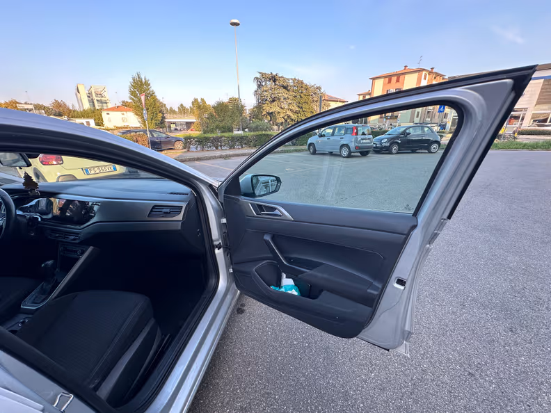 Volkswagen Polo - 27