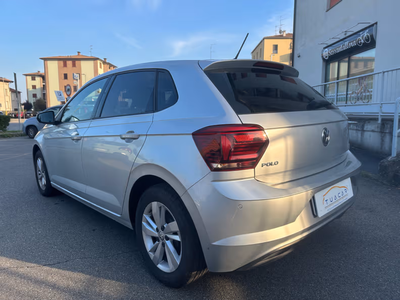 Volkswagen Polo - 3