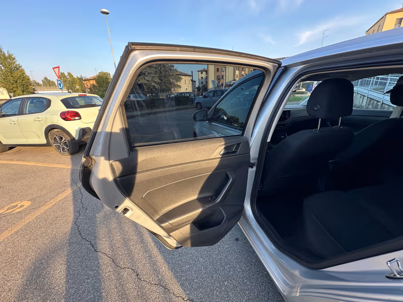 Volkswagen Polo - 23
