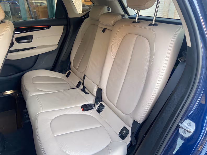 BMW 2 series - 10