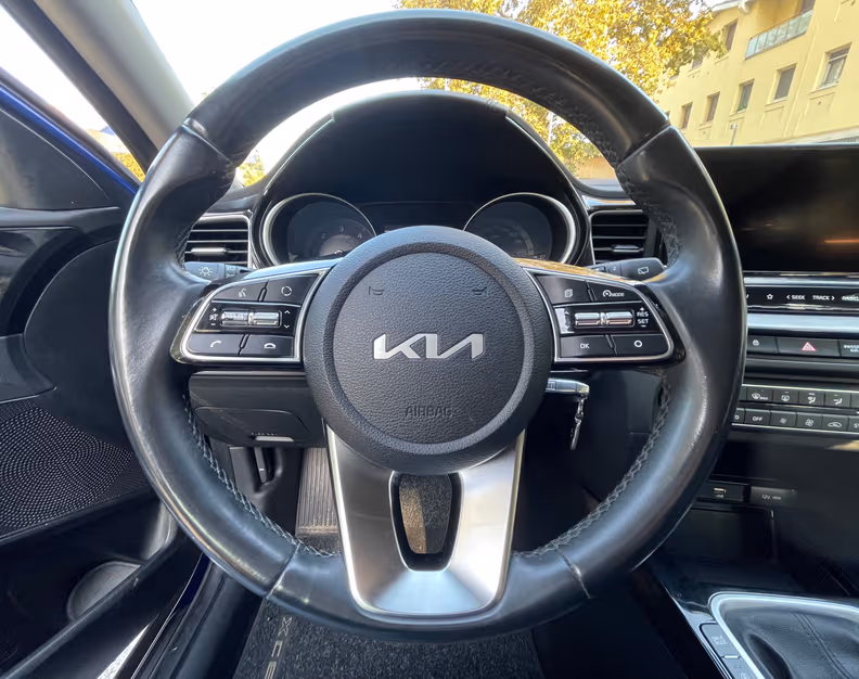 Kia XCeed - 15