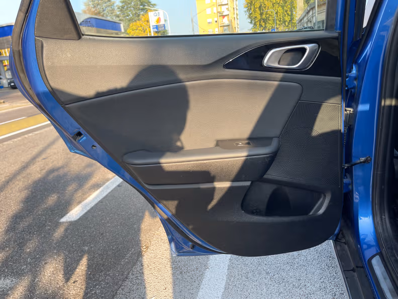 Kia XCeed - 41