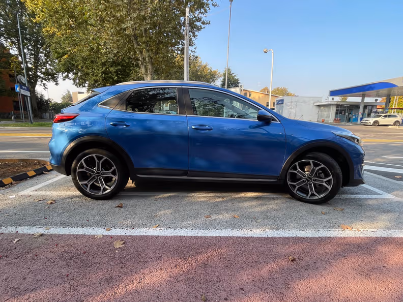 Kia XCeed - 4