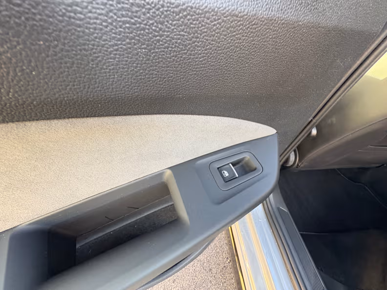 Volkswagen Golf - 27