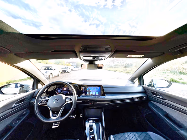 Volkswagen Golf - 15