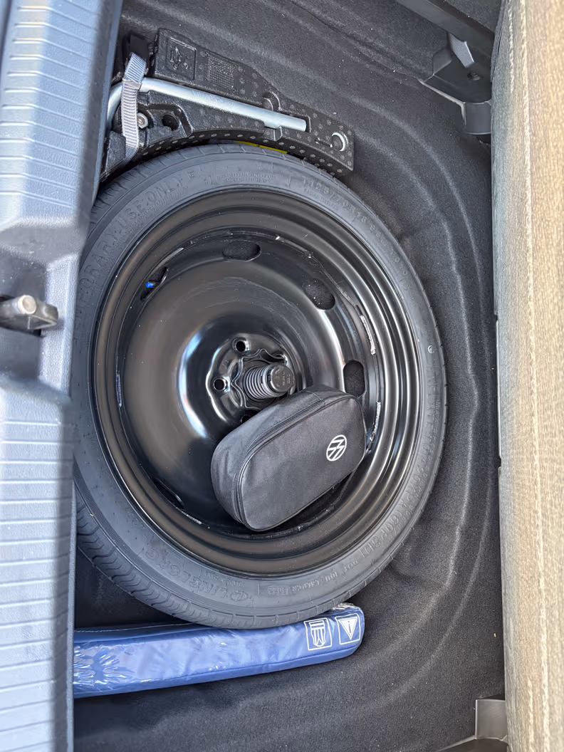 Volkswagen Golf - 37