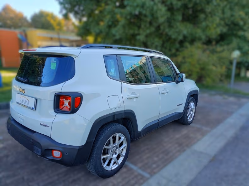 Jeep Renegade - 9