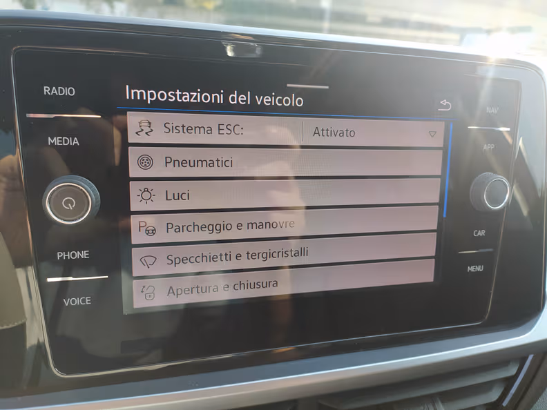 Volkswagen T-ROC - 59