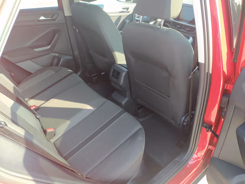 Volkswagen T-ROC - 38