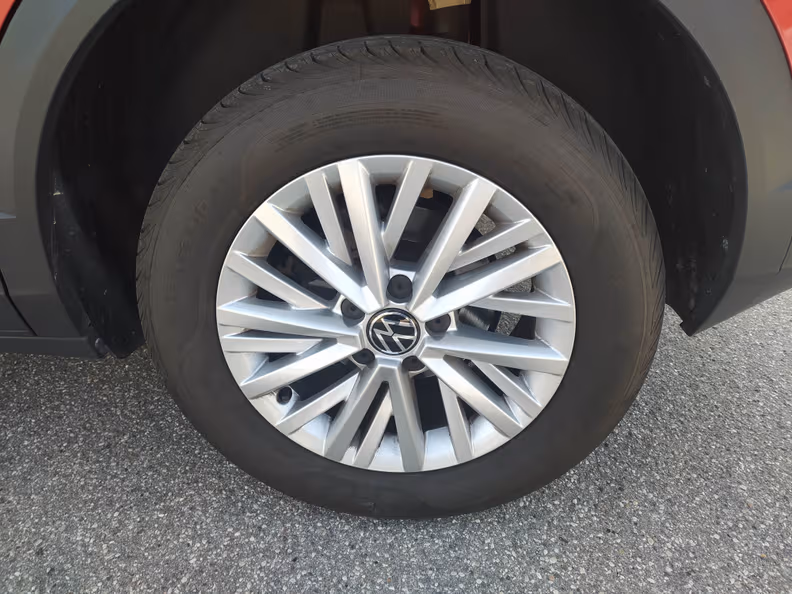 Volkswagen T-ROC - 26
