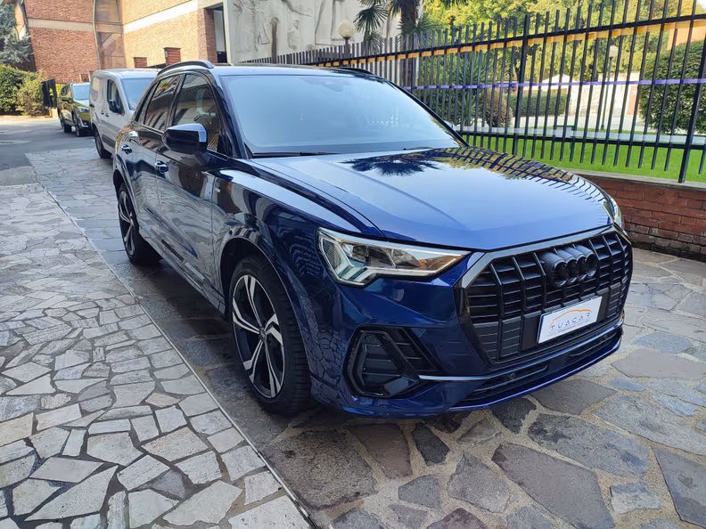 Audi Q3 - 6