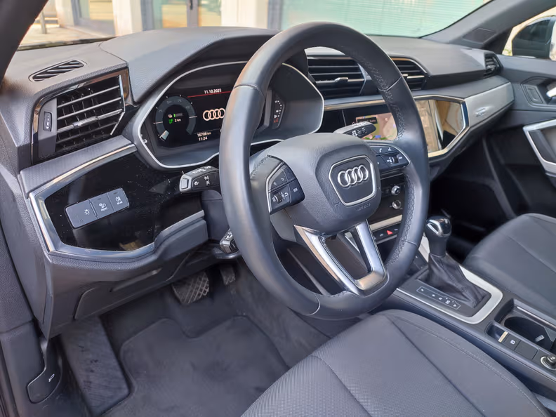 Audi Q3 - 12