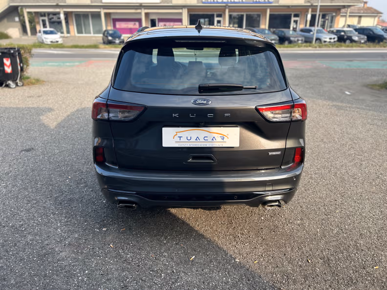 Ford Kuga - 4