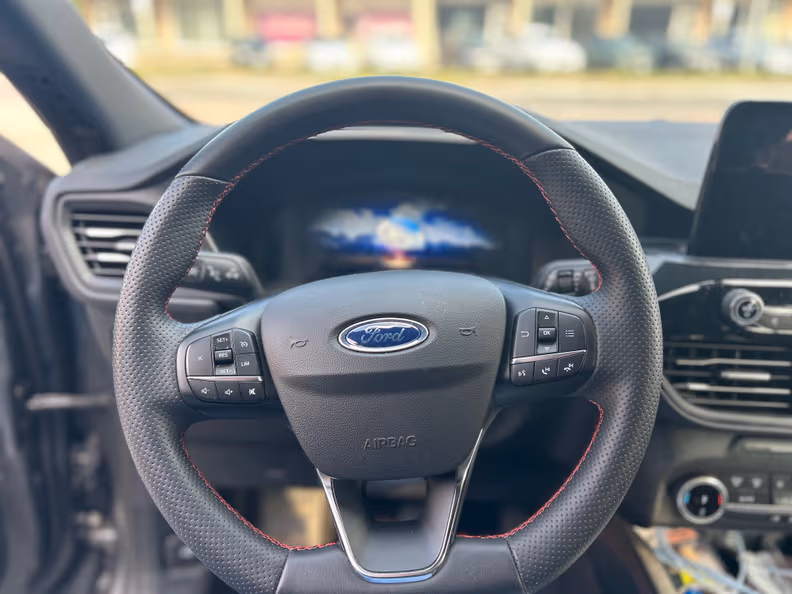 Ford Kuga - 15
