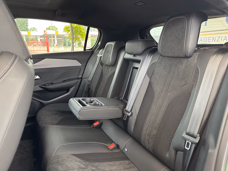 Peugeot 308 - 18