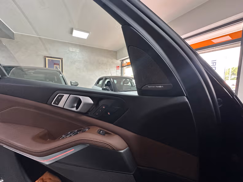 BMW X5 - 16