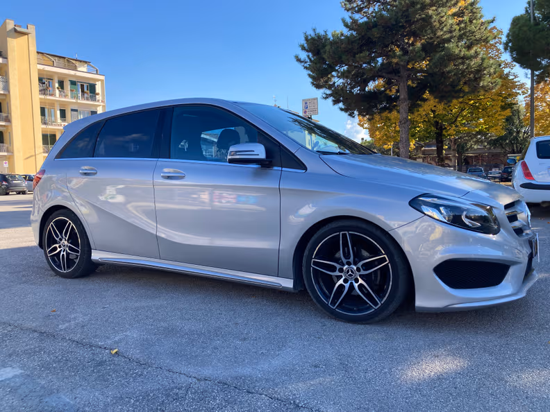 Mercedes-Benz B-Class - 31
