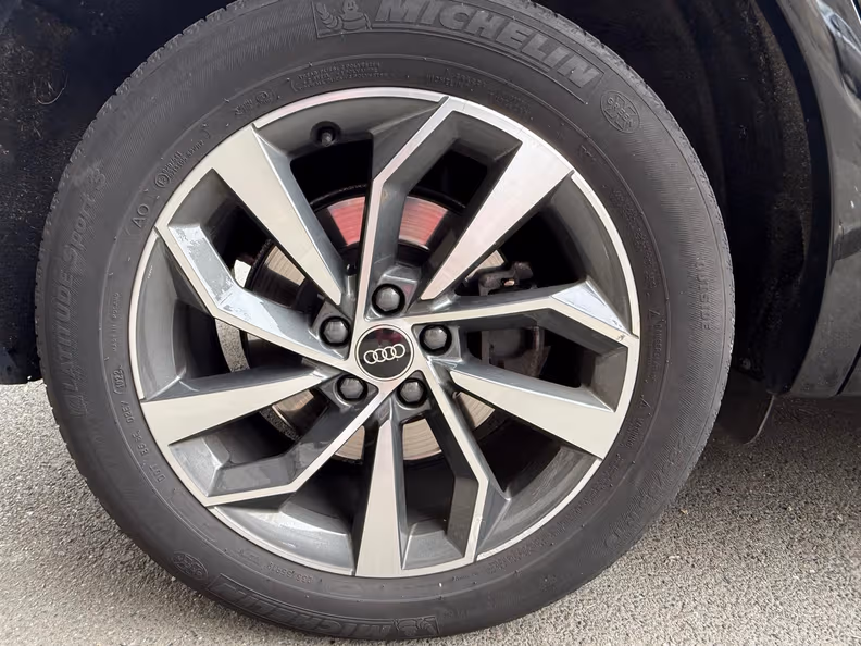 Audi Q5 - 45