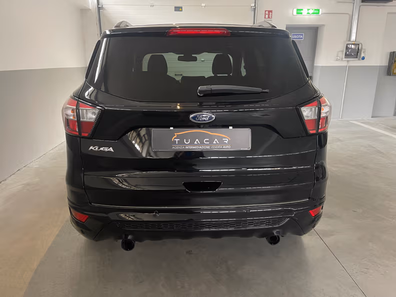 Ford Kuga - 37