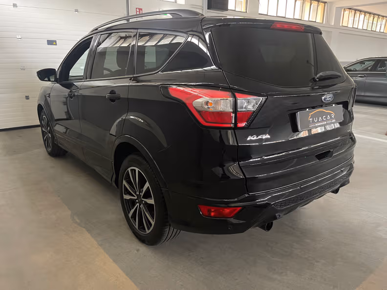 Ford Kuga - 5