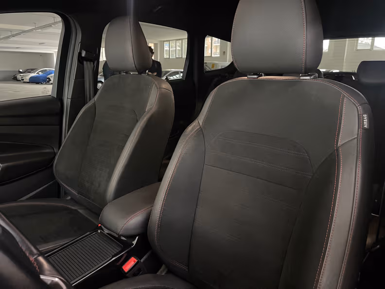 Ford Kuga - 7