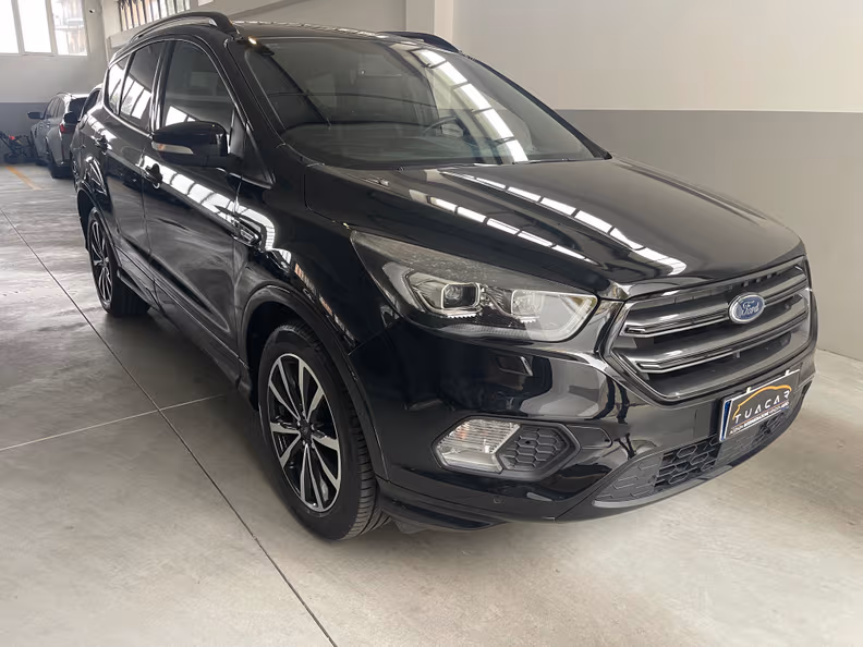 Ford Kuga - 3