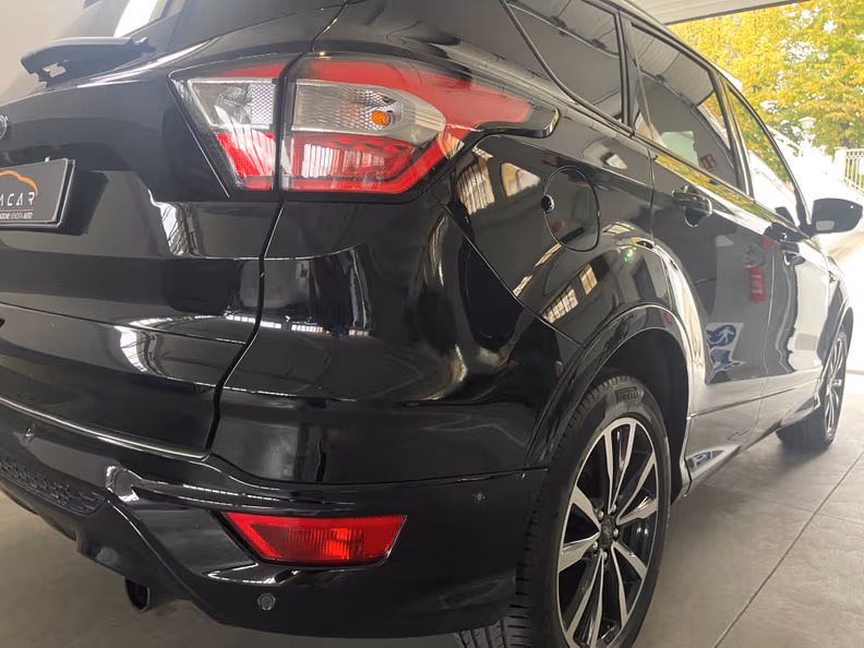 Ford Kuga - 48