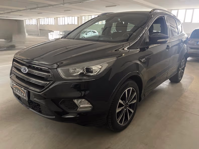 Ford Kuga - 1