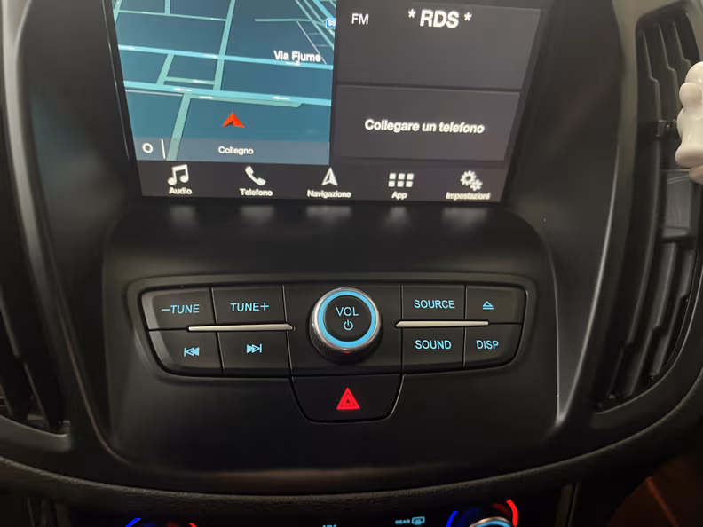 Ford Kuga - 21