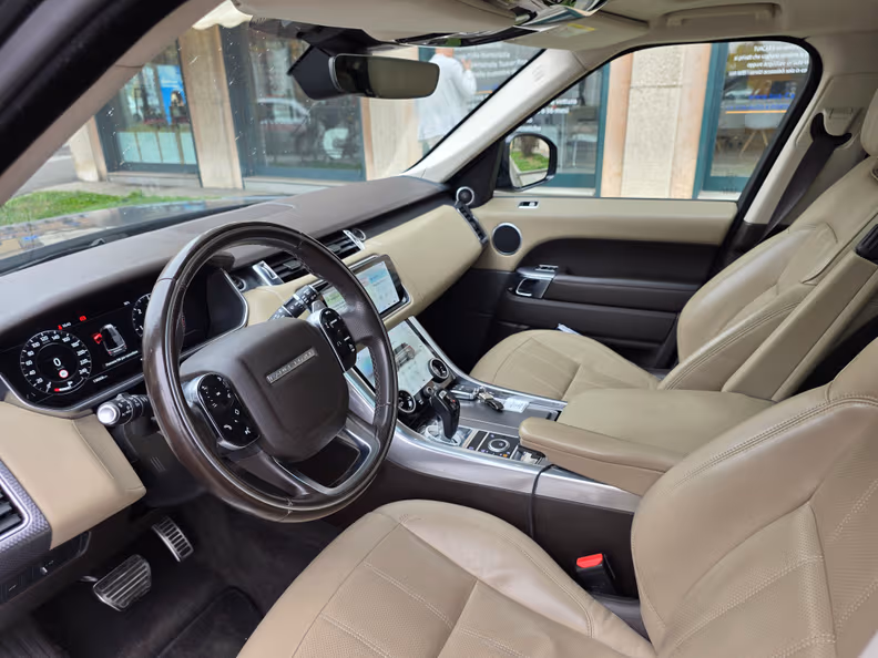 Land Rover Range Rover Sport - 24