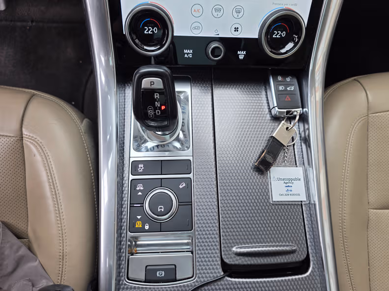 Land Rover Range Rover Sport - 17