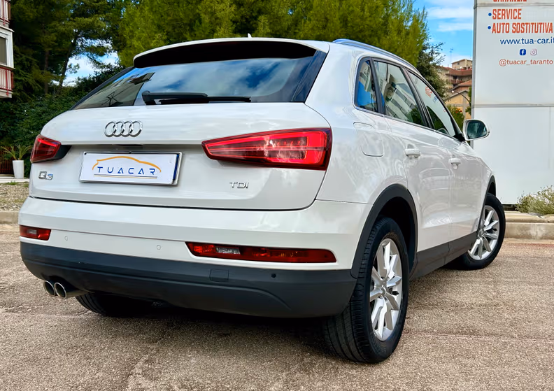 Audi Q3 - 10