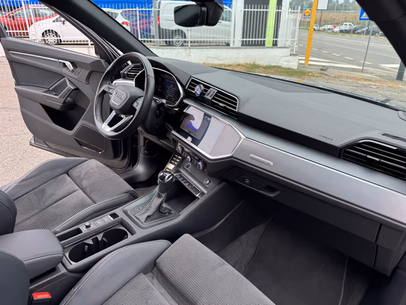 Audi Q3 - 8
