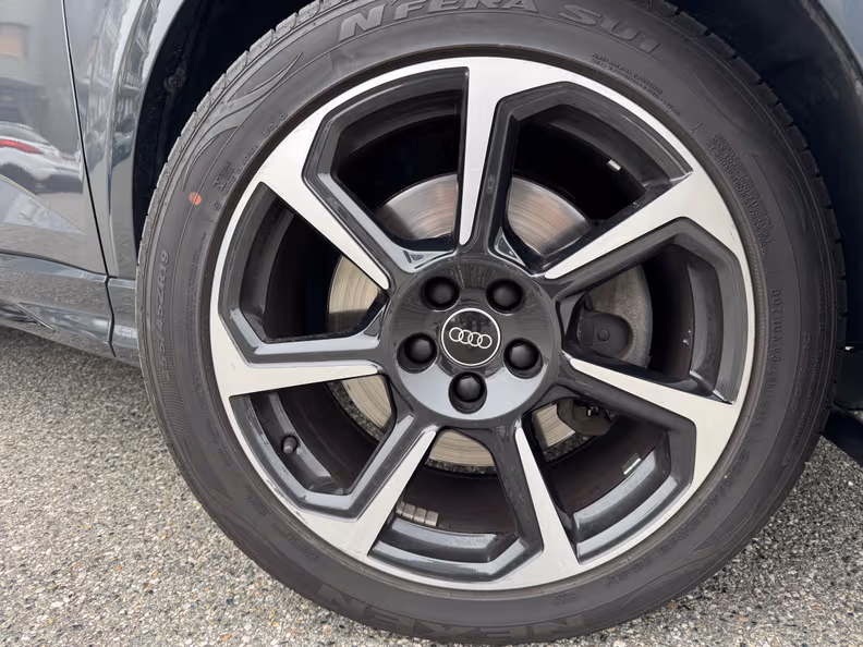 Audi Q3 - 50
