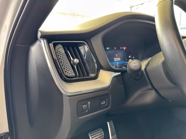 Volvo XC60 - 21