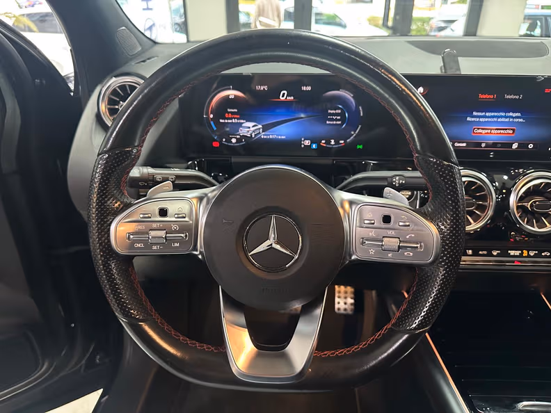 Mercedes-Benz GLA-Class - 11