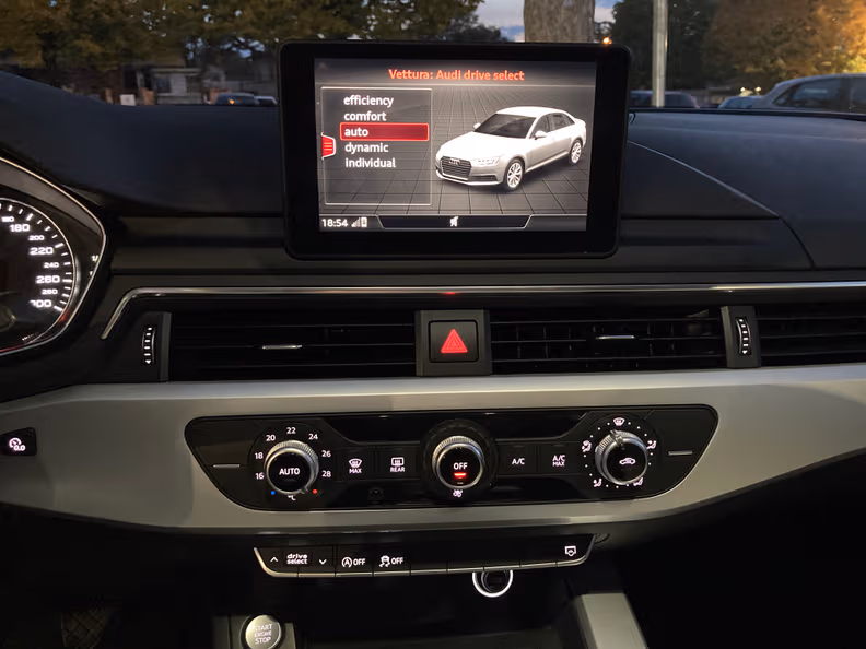 Audi A4 - 44