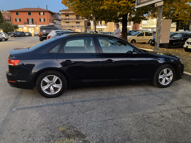 Audi A4 - 5