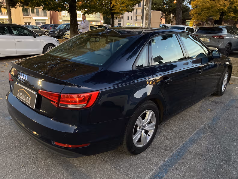Audi A4 - 27