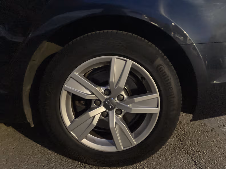 Audi A4 - 60