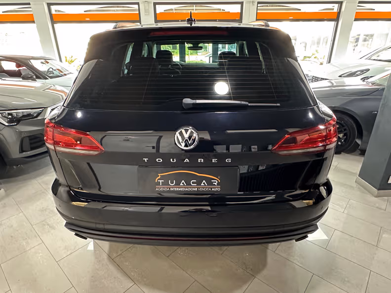 Volkswagen Touareg - 4
