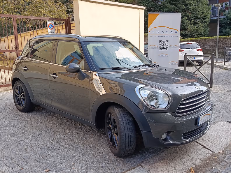 Mini Countryman - 3